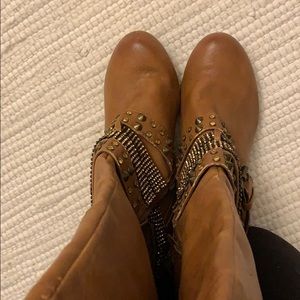 Tall heel boots